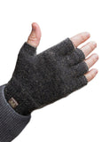 Noble Wilde Fingerless Polyprop/Possum Glove in the colour black/marl
