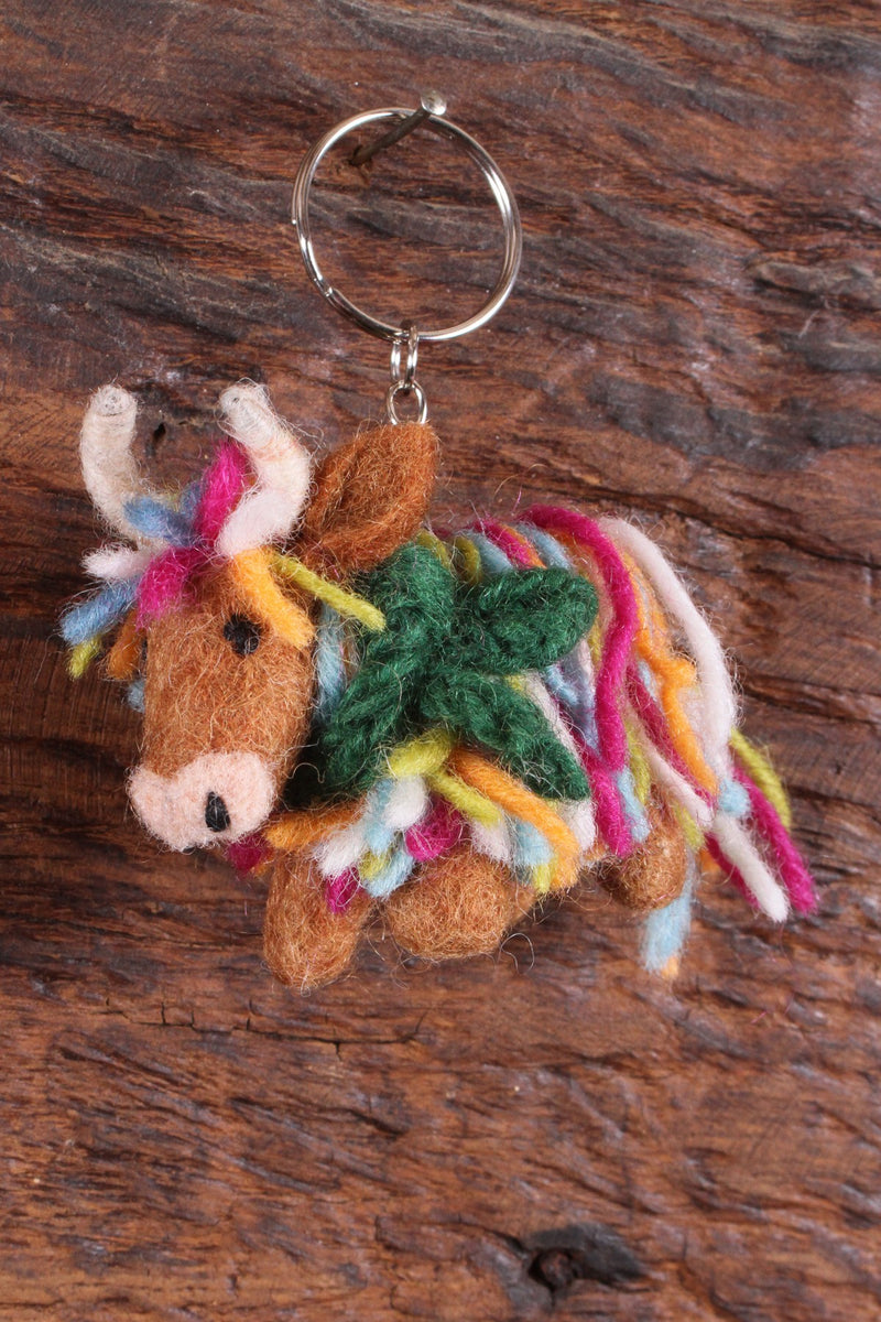 Highland cow keyring top