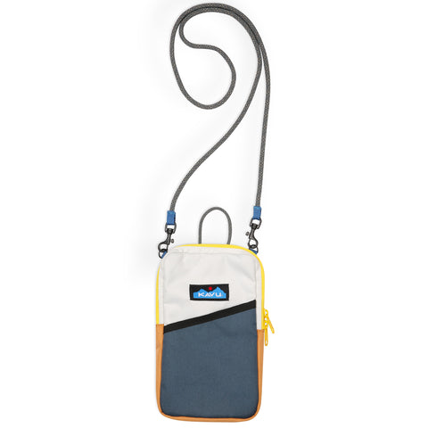 KAVU Essential Case in the colour camper cove shown from the front