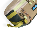 KAVU Washtucna Waist Pack in the colour fresh forest side detail