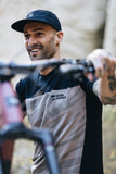 Mons Royale Mens Redwood Merino Air-Con VT in the colour Black / Undercover Camo 