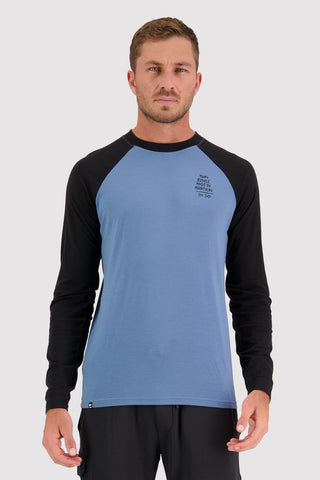 Mons Royale Icon Raglan Long Sleeve Merino Men's top in the colour Blue Slate, shown from the front